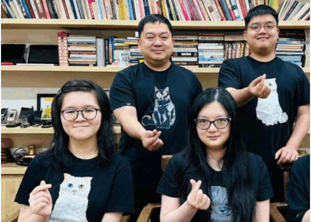 Con trai Hoàng Nam Tiến nói thẳng mặt về ông bố: “Ông ác lắm đấy, làm khổ mấy đứa con thôi”