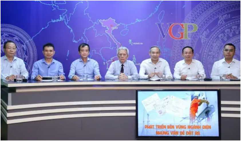 Điện tháng 8 lập kỷ lục tiêu thụ: Hơn 3,2 triệu hộ sốc vì hóa đơn điện tăng vọt, EVN nói gì? Nhà các bạn thì sao???