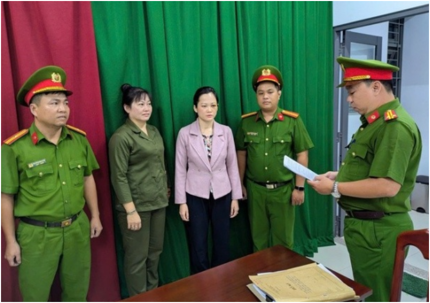 Rõ tội danh của chủ nha khoa Tuyết Chinh sau khi hành hung khách hàng, thôi xong thật rồi