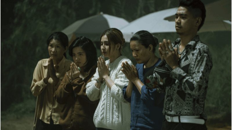Thiên An: “Phim tôi đóng sắp ra mắt rồi, xin anh và mọi người hãy để tôi yên… Tôi còn phải kiếm tiền nuôi con”