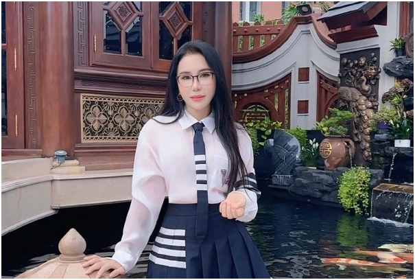 Không chỉ gửi tâm thư tới mẹ và con dâu, bà Mailisa còn gửi tới chồng và các con: “Phát hiện thêm nhiều điểm kỳ lạ”