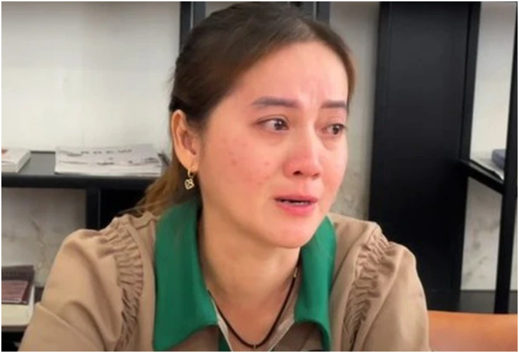 Hồng Loan nói thẳng lý do không đi vi:ếng Thương Tín: “Không biết chú có đến ta:ng lễ ba Vũ Linh hay không, nên không đáp lễ”, đồng thời tuyên bố không giữ tiền phúng điếu