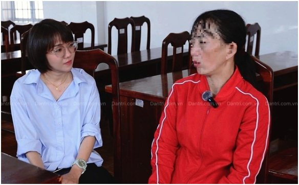 Mẹ ru:ột 4 đứa con tuyên bố không cần 4,5 tỷ đó: “Tôi vẫn theo người tình của mình, tiền bạc không phải là vấn đề để tôi quay về với các con”
