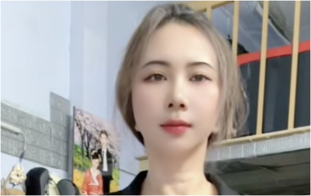 S:ố/c: Mẹ của hoa hậu Thùy Tiên đã dọn ra sống ở trọ, không ngờ luôn đấy