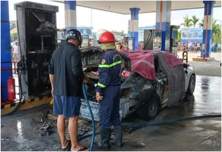 CA thông tin mới nhất về vụ ch:áy ô tô ở cây xăng Đà Nẵng khiến 2 người t:uvo*g, trong cốp xe chứa gì?