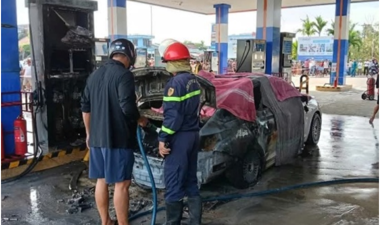 Rõ lý do tài xế không mở cửa xe cứu người khi ô tô b:ố::c ch:áy: “Nghe mà không chấp nhận được, quá bức xúc”