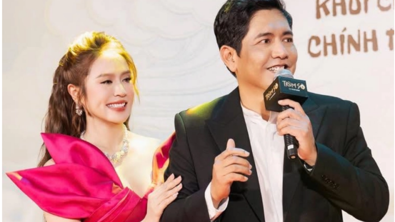 Không chỉ gồng gánh 6 năm nuôi Đức Thịnh, Thanh Thúy còn chạy khắp rạp để năn bỉ mọi người coi phim của chồng mình: “Ở đời được mấy người vợ như chị”