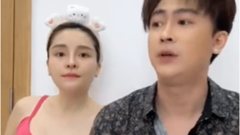 Ca sĩ Hồ Việt Trung lên tiếng khi bị ch:ế gi:ễu nói để vợ đ:ẻ ở bệnh viện công: “Tiền thì nhiều mà keo quá”