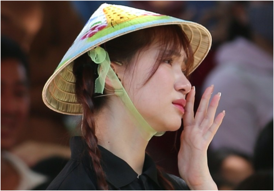 Hòa Minzy nói điều không ngờ vụ bé gái 4 tuổi: Nói về 2 đối tượng cha dượng và mẹ ruột”