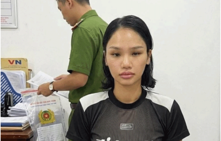 Rầm rộ tin ‘nhóm của Miu Lê không chơi ch:ất c:ấ::m ở bãi biển’: Thực hư chuyện bố của bạn Miu Lê báo CA?