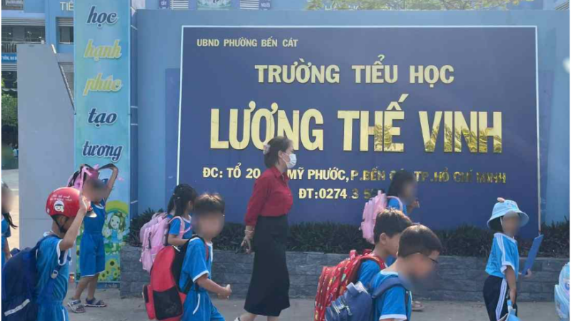 Đã rõ lý do hiệu trưởng xin thôi chức và chuyển công tác vụ cô giáo hình ph:ạt bằng ki:m ti::êm: Nói điều không ngờ