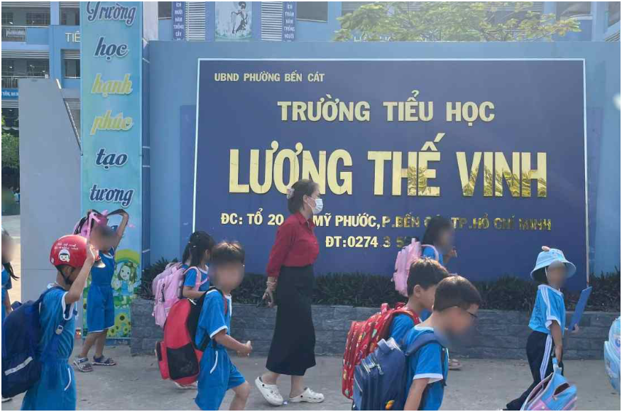 Đã rõ lý do hiệu trưởng xin thôi chức và chuyển công tác vụ cô giáo hình ph:ạt bằng ki:m ti::êm: Nói điều không ngờ