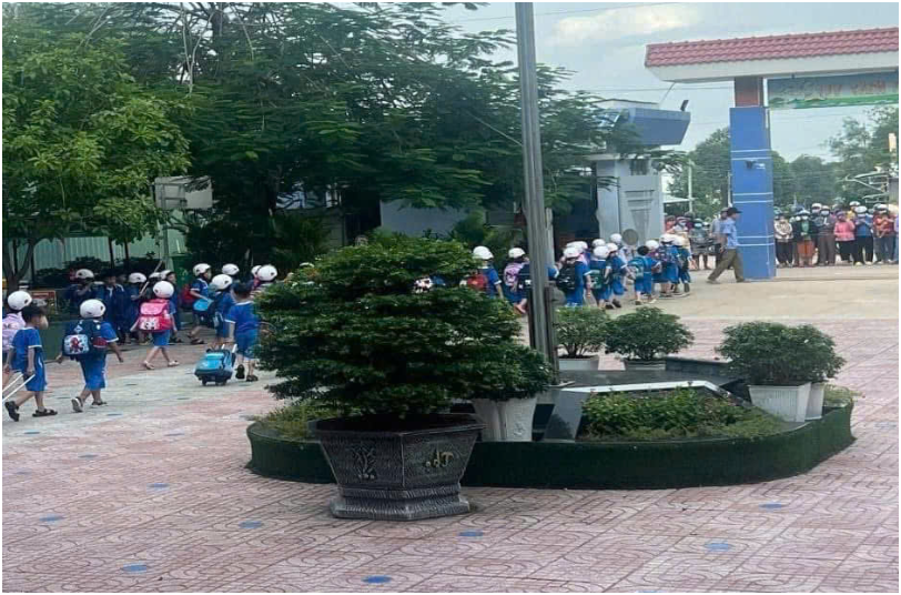 Hiệu trưởng nói gì sau khi xin thôi chức vụ cô giáo ph:ạ:t học sinh bằng ki:m ti::êm: “Rất là x:ấu h:ổ luôn”
