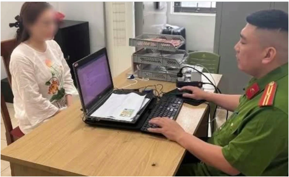 Rõ tất tần tật lời khai của người phụ nữ ch:ư:ởi b:ới, hà:nh hu:ng tài xế lớn tuổi: “Không chấp nhận nổi”