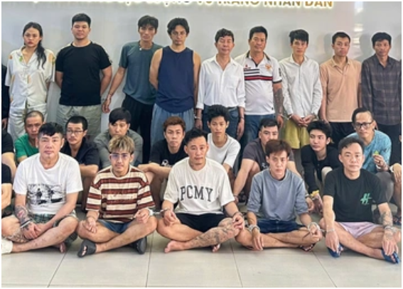 Cực s:ố/c: B:ắt 2 ca sĩ nổi tiếng vì  liên quan tới m:ai th:úy, danh tính không ngờ tới