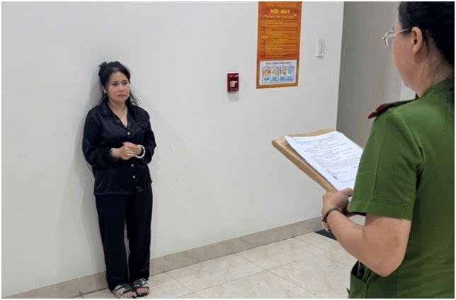 Không thể tin nổi, mẹ kế xúi giục 2 con riêng của chồng s:at h:ai cha ruột: “Lời khai khó tin”