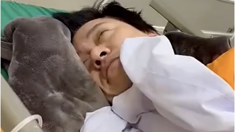 Hình ảnh mới nhất của Tuấn Hưng đang gây xôn xao: Rần rần luôn rồi, nhìn sợ thật đấy
