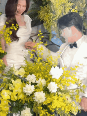 Akira Phan cưới vợ ở tuổi U50, danh tính cô dâu gây bất ngờ: Tưởng “kèo thơm” ai ngờ đã có 3 con riêng!