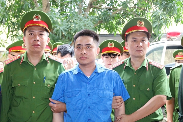 Sốc với thái độ của Bùi Đình Khánh tại tòa: Bình thản đến lạnh người, nhiều người nhận xét đúng chất kẻ máu lạnh!